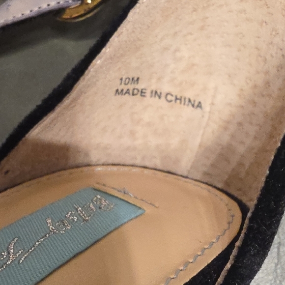 Betsey Johnson Velvet Black Fur Heels 3.5 Inches Heel - Picture 7 of 15